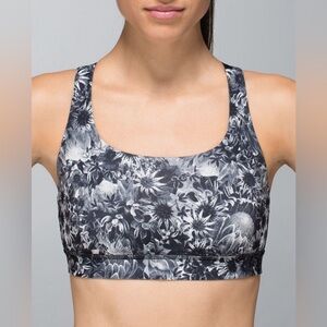 EUC lululemon energy sports bra